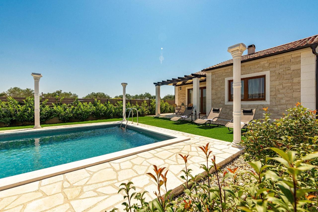 Villa Aldonna Bibinje Exterior photo